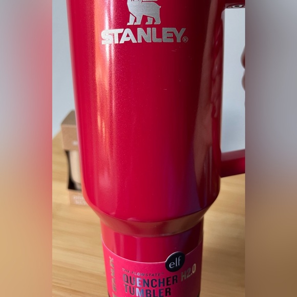 NWT| Stanley x E.l.f. and ornament keychain set - Picture 3 of 4